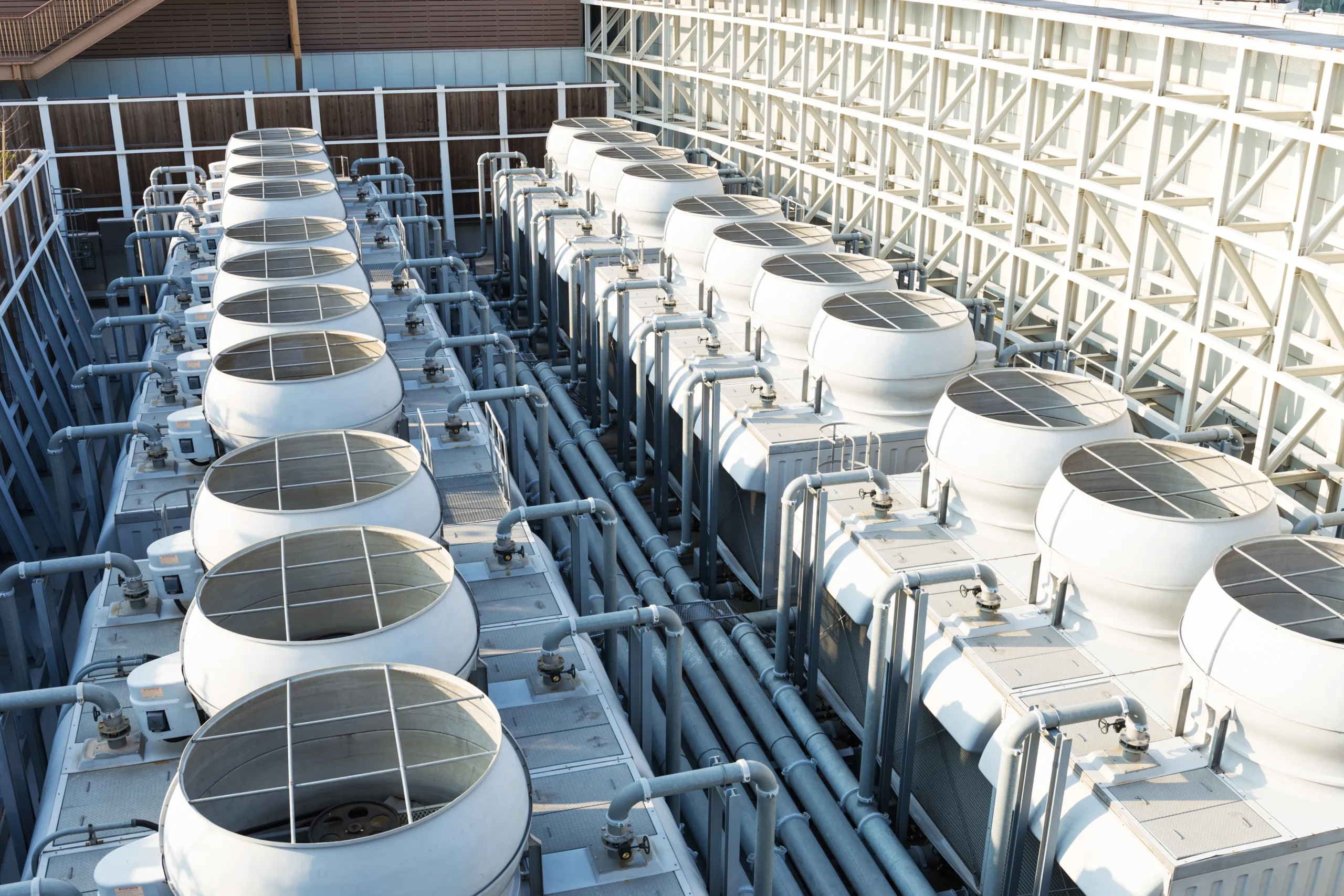 Cooling-tower-on-roof-of-building